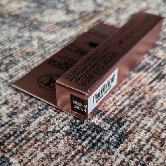 Anastacia Brow Definer Pencil in Medium Brown mini with spoolie brush - Picture 3 of 7